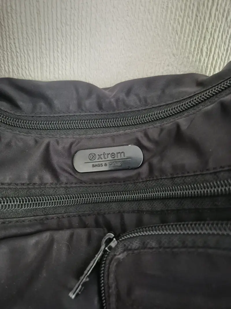 Bolso bandolera negro Xtrem varios bolsillos - 2