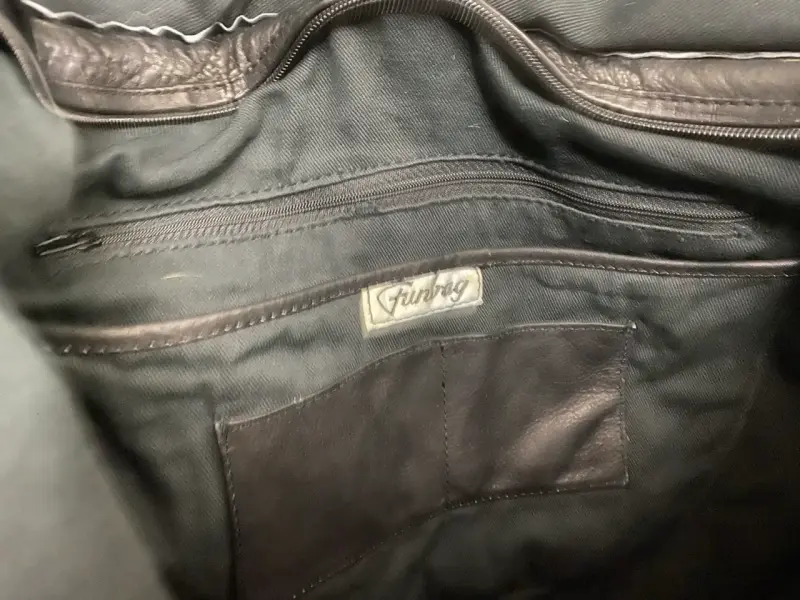 Bolso bandolera de cuero negro - 6
