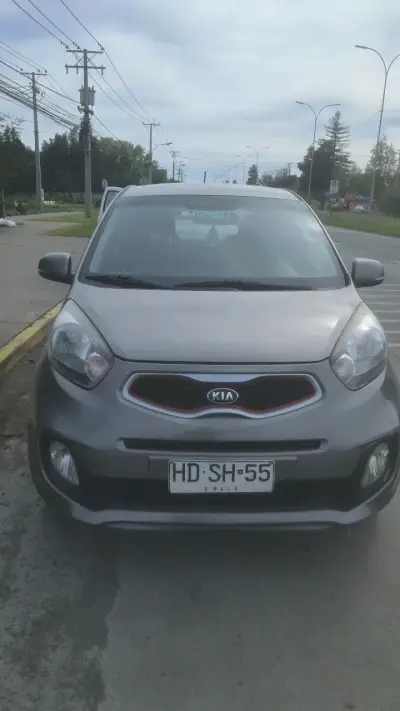 Kia Picanto 2015 en buen estado - miniatura 1