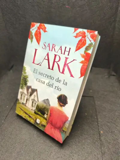 Libro 'El Secreto de la Casa del Río' de Sarah Lark - miniatura 3