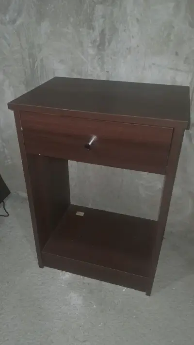 Velador de madera con cajón - miniatura 2