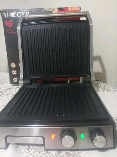 Parrilla eléctrica Haeger HG-2681 en buen estado - miniatura 1