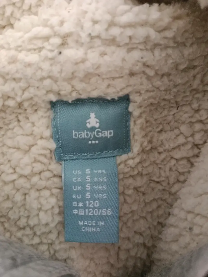 Polerón Gap talla 5 con capucha gris para niño - 2
