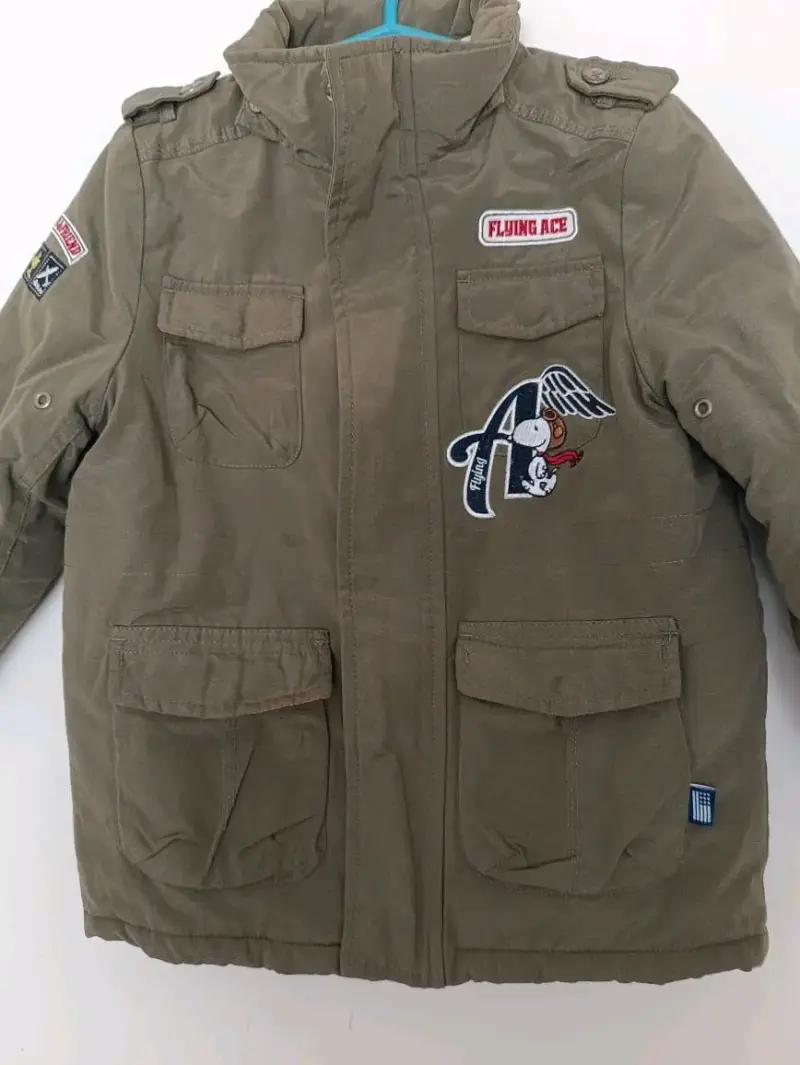 Chaqueta niño verde militar con parches talla 4 - 1