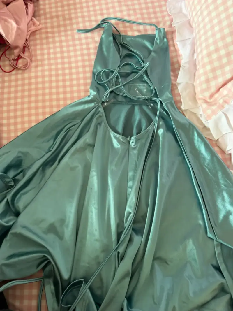 Vestido de fiesta azul satinado con tirantes - 2