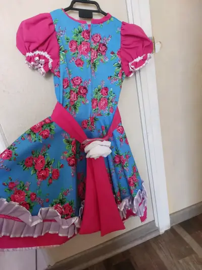 Vestido tradicional china para niña con flores - miniatura 2