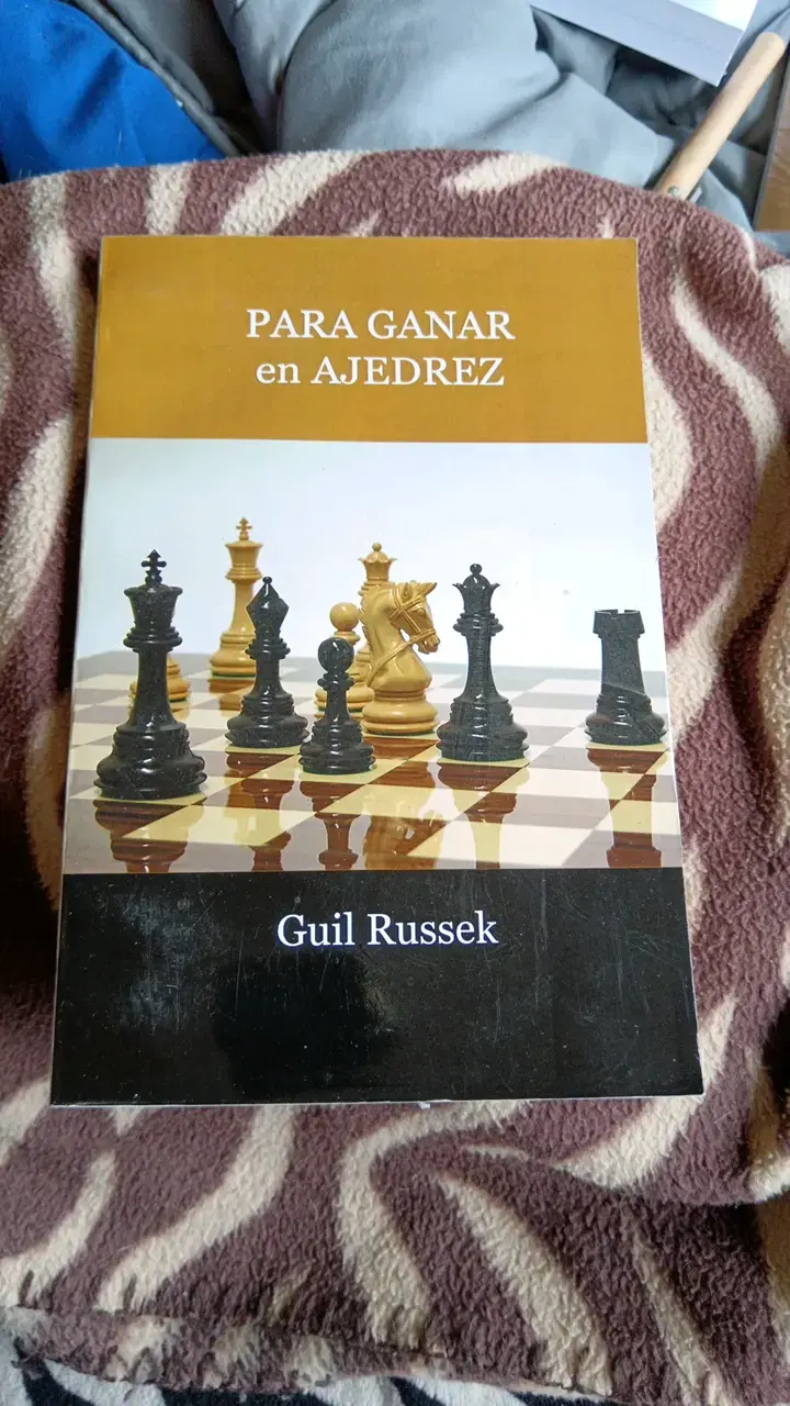Libro 'Para Ganar en Ajedrez' de Guil Russek - 1