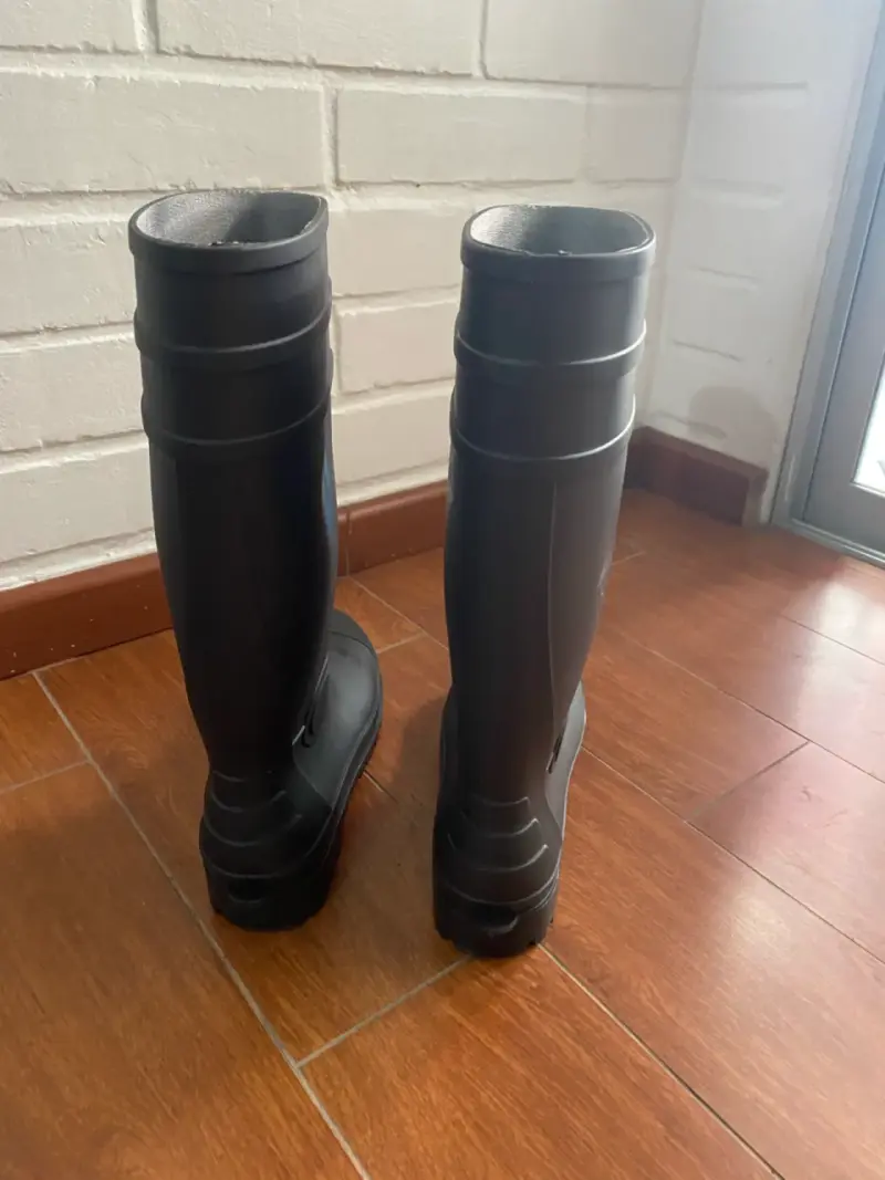 Botas de goma negras para lluvia - 2