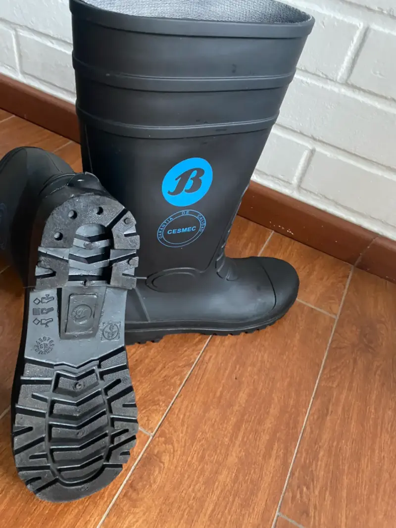 Botas de goma negras para lluvia - 4