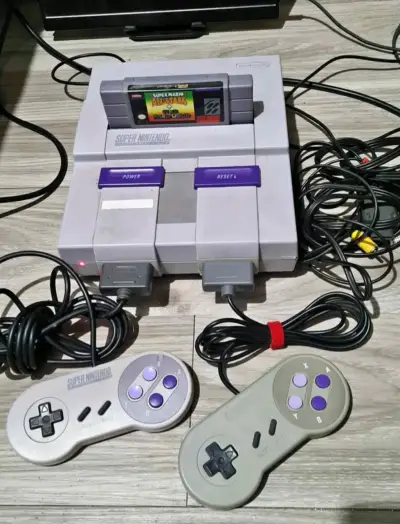 Consola Super Nintendo con juego Super Mario All-Stars - miniatura 1