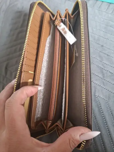 Cartera Michael Kors cuero marrón con monograma - miniatura 3