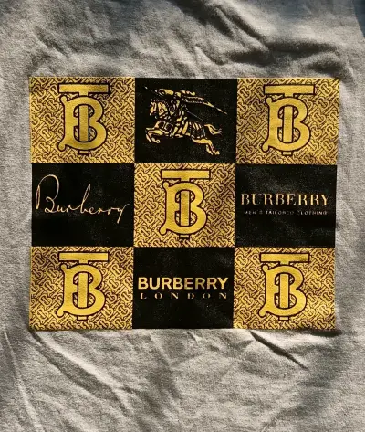 Polera gris Burberry - miniatura 2