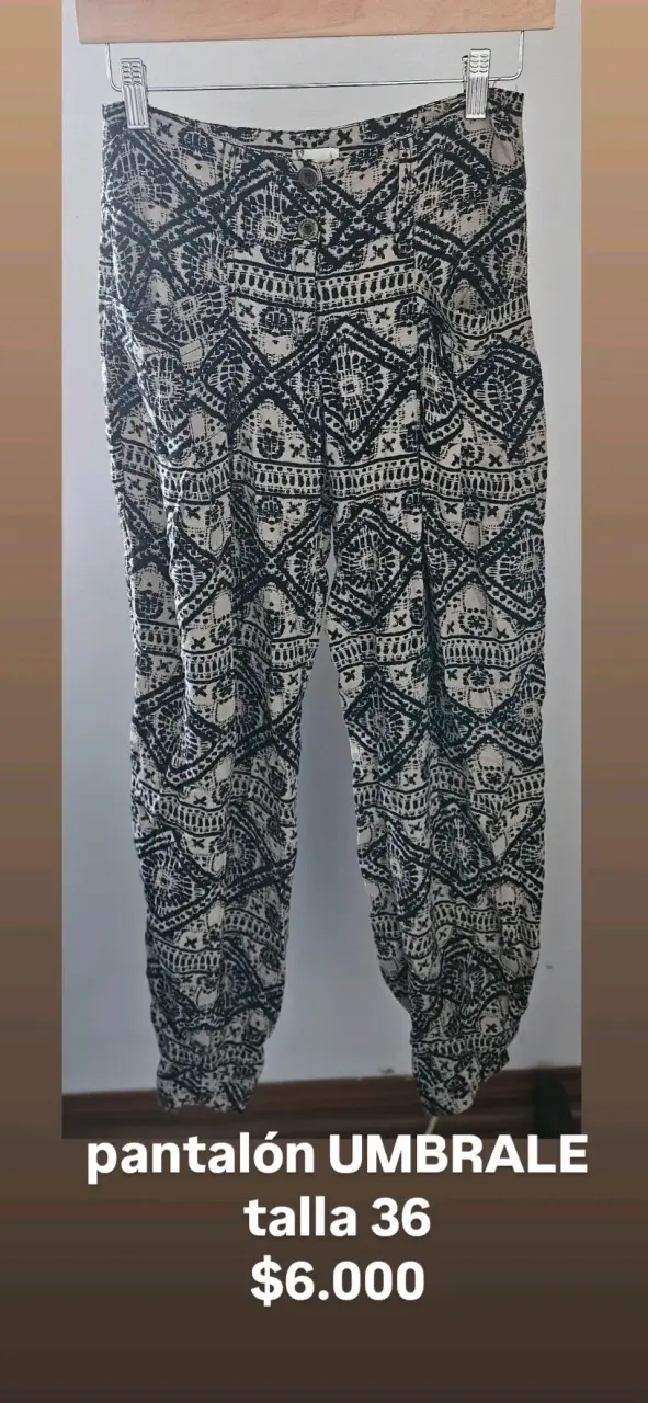 Pantalón Umbrale estampado talla 36