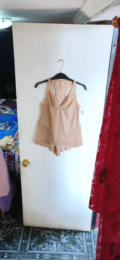 Body beige talla XL de Shein - miniatura 1