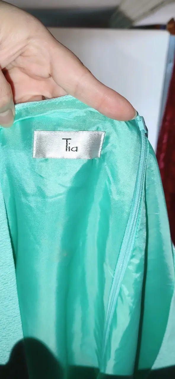 Vestido sin mangas turquesa con detalle de broche - 3