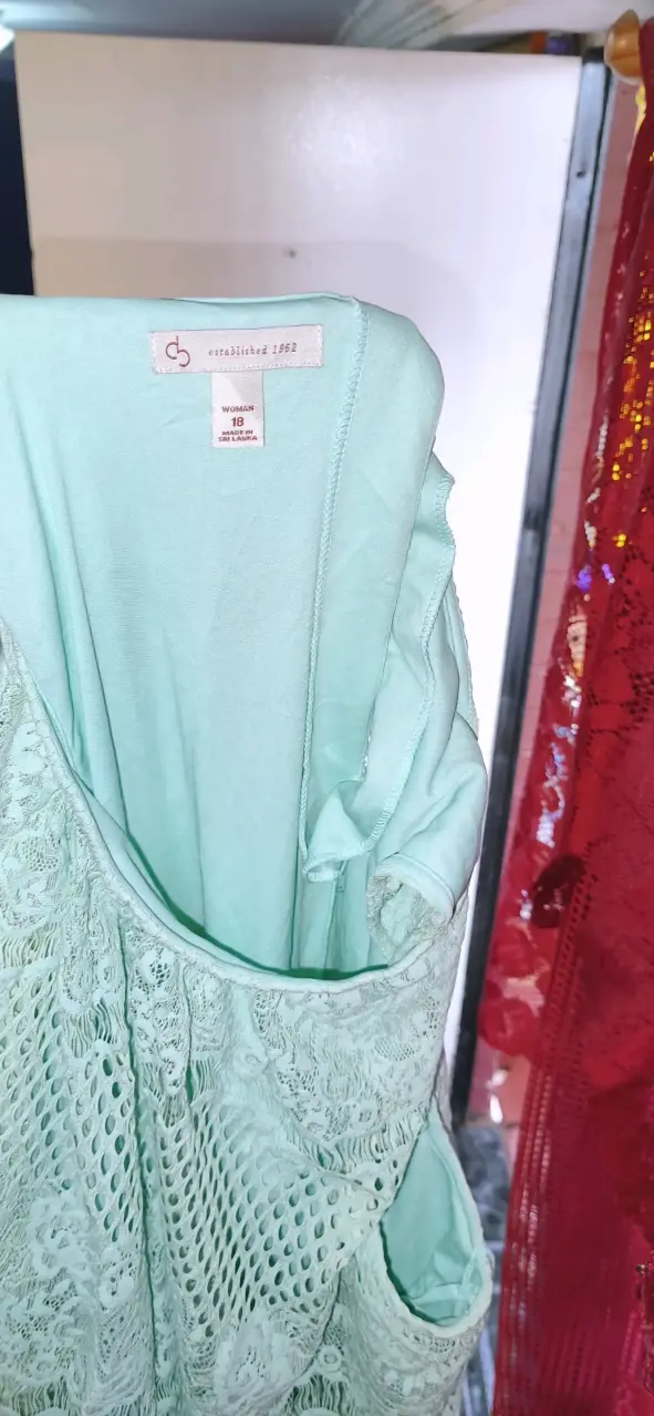 Vestido de encaje verde menta sin mangas - 3
