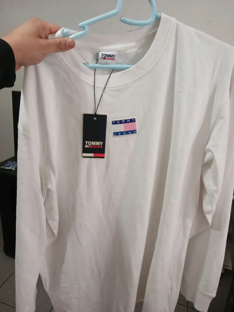 Polera blanca Tommy Jeans manga larga - 2