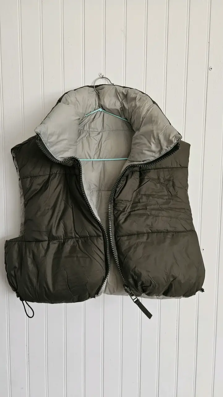 Chaleco Reversible Acolchado Unisex Verde y Gris - 1