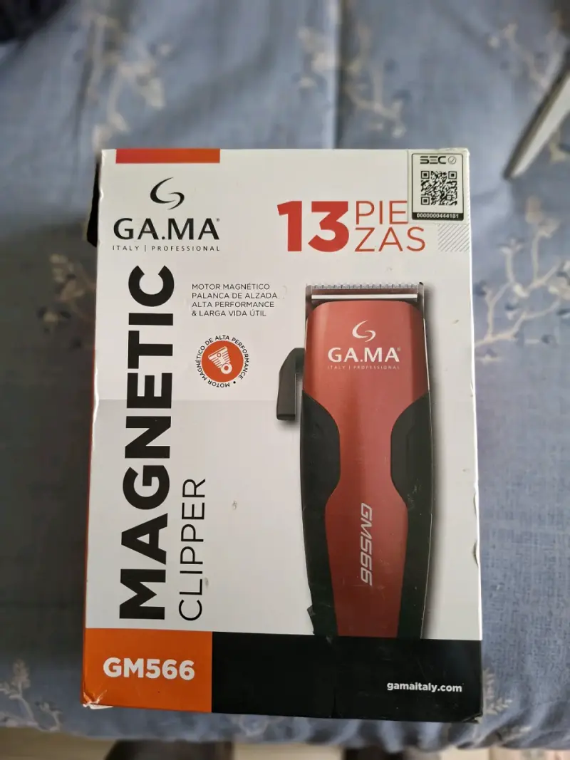 Cortadora de Pelo Gama GM566 con 13 Piezas - 1