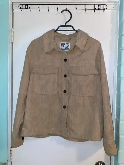 Chaqueta beige para mujer - miniatura 1