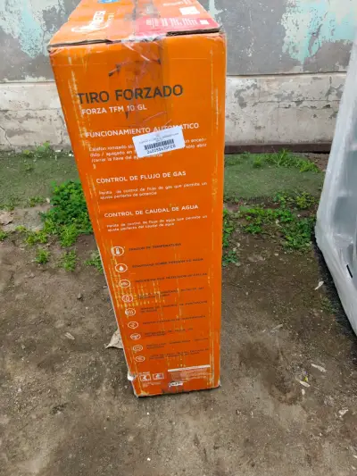 Calefón Mademsa Forza TFM 10 GL 10 Litros - miniatura 3