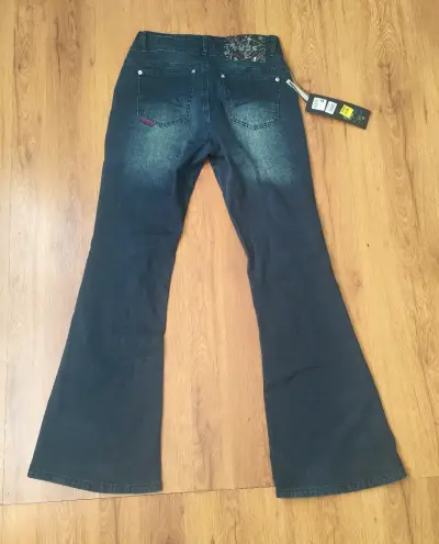 Jeans flare tiro bajo - miniatura 3