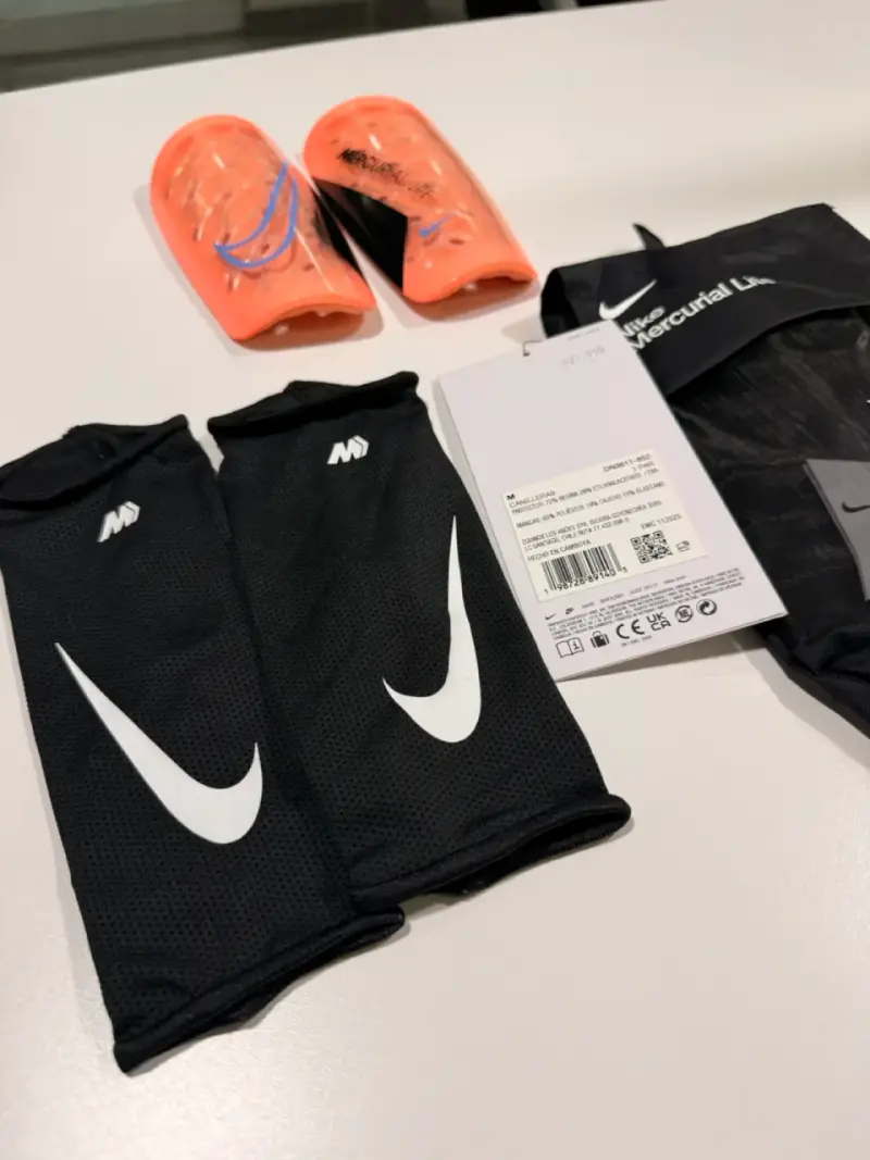 Canillera Nike Mercurial Lite - 3