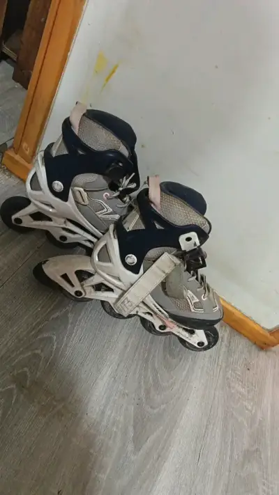 Patines en línea ajustables - miniatura 1
