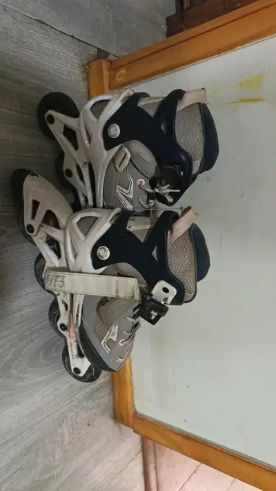Patines en línea ajustables - miniatura 2