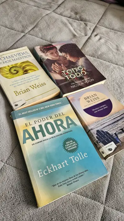 Lote de libros de autoayuda y ficción - miniatura 1