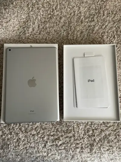 iPad Apple WIFI 9a Generación 10.2” 64gb - miniatura 4