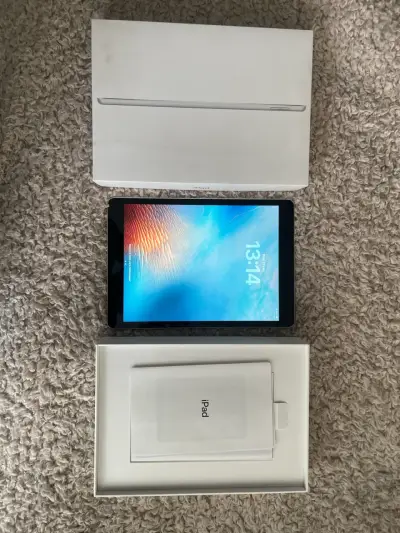 iPad Apple WIFI 9a Generación 10.2” 64gb - miniatura 5