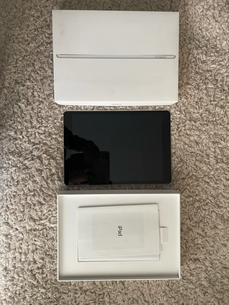 iPad Apple WIFI 9a Generación 10.2” 64gb - 6