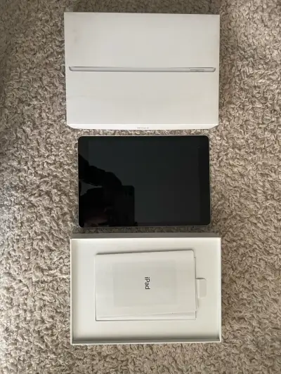 iPad Apple WIFI 9a Generación 10.2” 64gb - miniatura 6