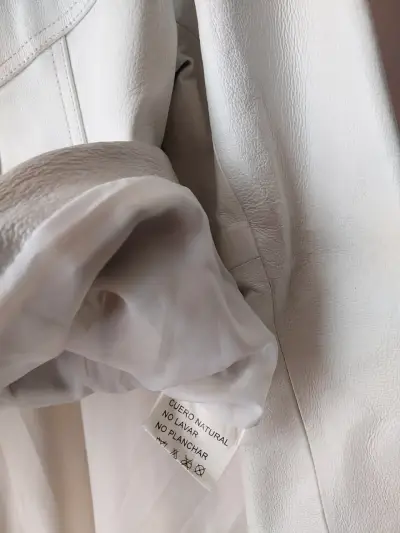 Chaqueta de cuero natural blanca para mujer - miniatura 3