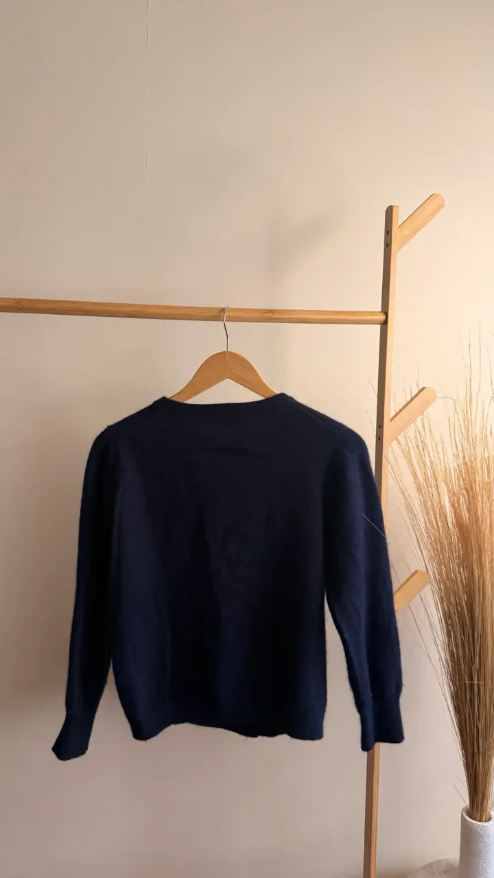 Cardigan azul marino de lana para mujer - 4
