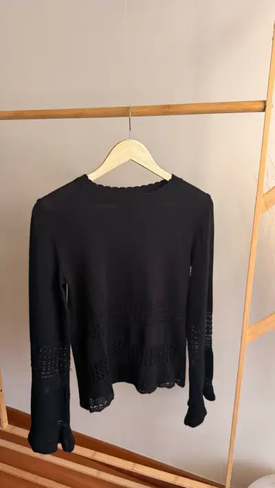 Suéter negro de punto Topshop con detalles calados - miniatura 1