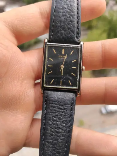 Reloj Seiko Quartz Clásico Negro - miniatura 1