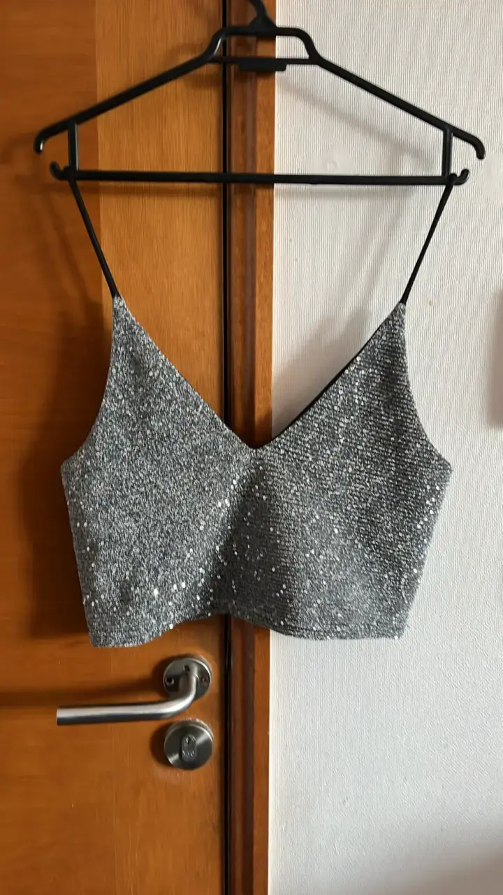 Top de lentejuelas plateado para fiesta - 1