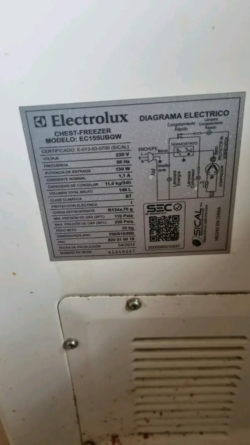 Congelador Electrolux 146L en buen estado - 3