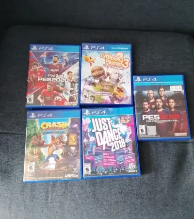 Consola PS4 con dos controles y juegos incluidos - miniatura 2