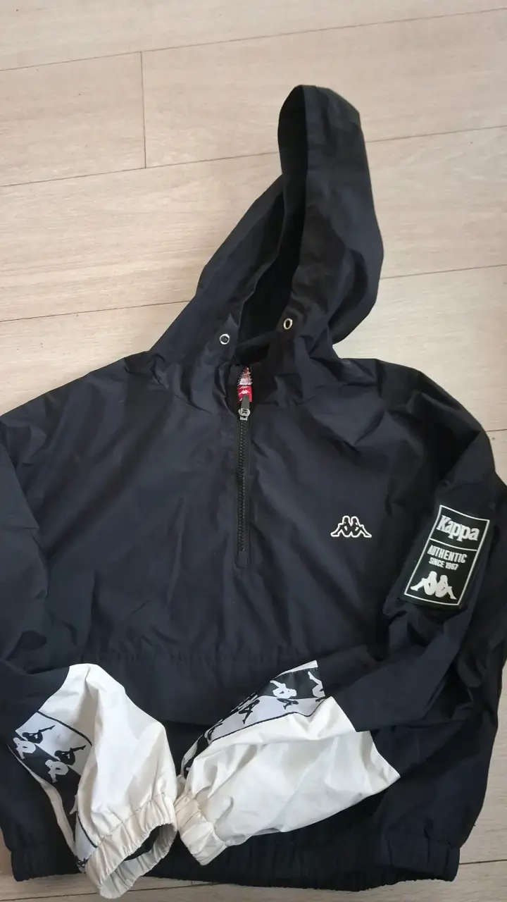 Chaqueta deportiva con capucha verde y azul - 6