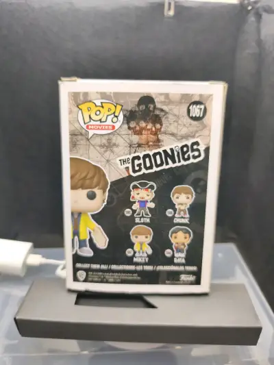 Figura Funko Pop Mikey de The Goonies - miniatura 4