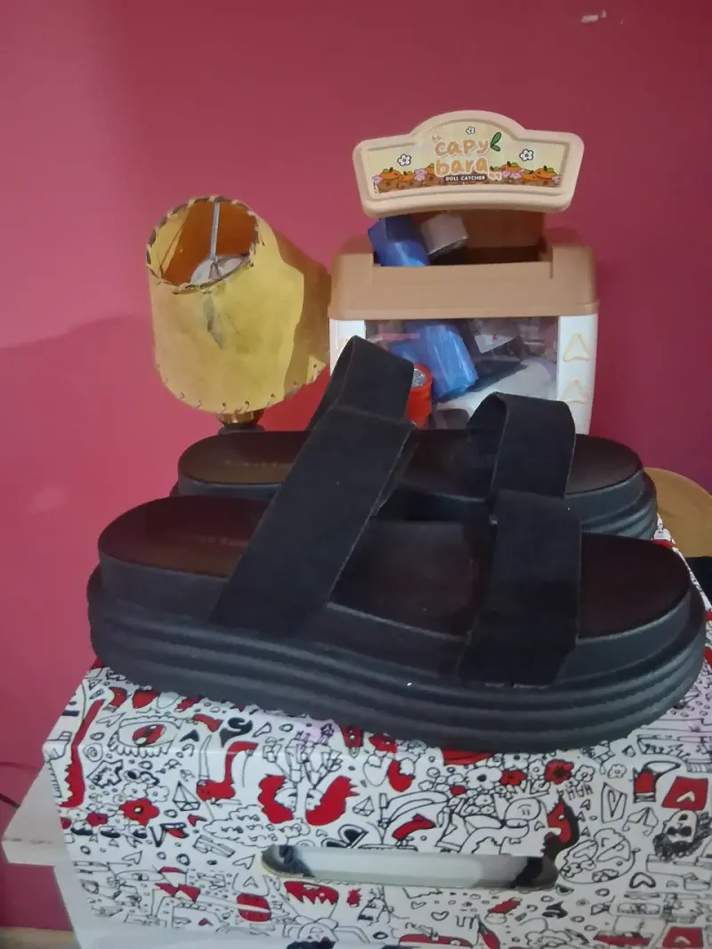Sandalias negras de plataforma para mujer - 1
