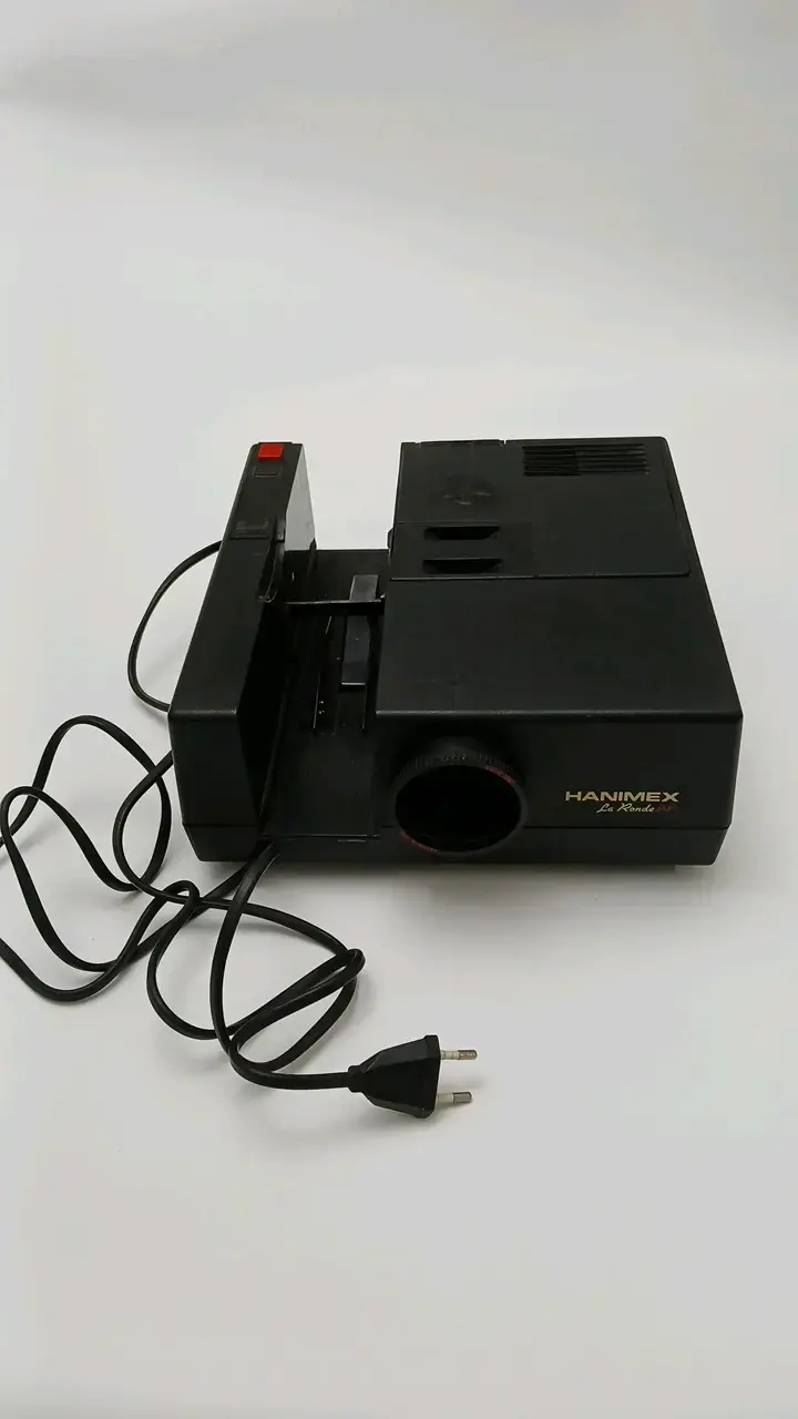 Proyector de Diapositivas Hanimex La Ronde AF - 3