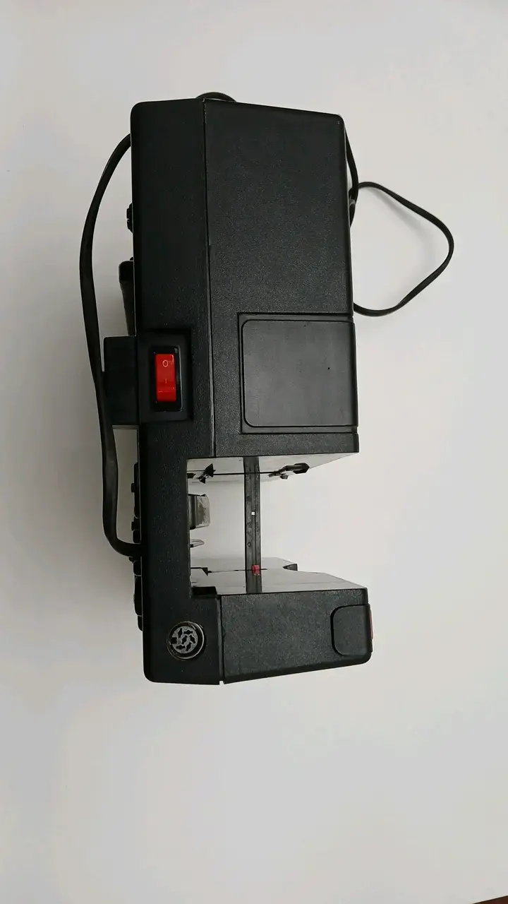 Proyector de Diapositivas Hanimex La Ronde AF - 5