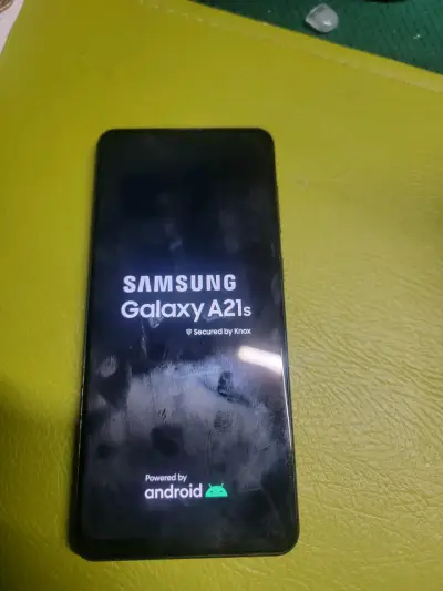 Samsung Galaxy A21s en buen estado - miniatura 1
