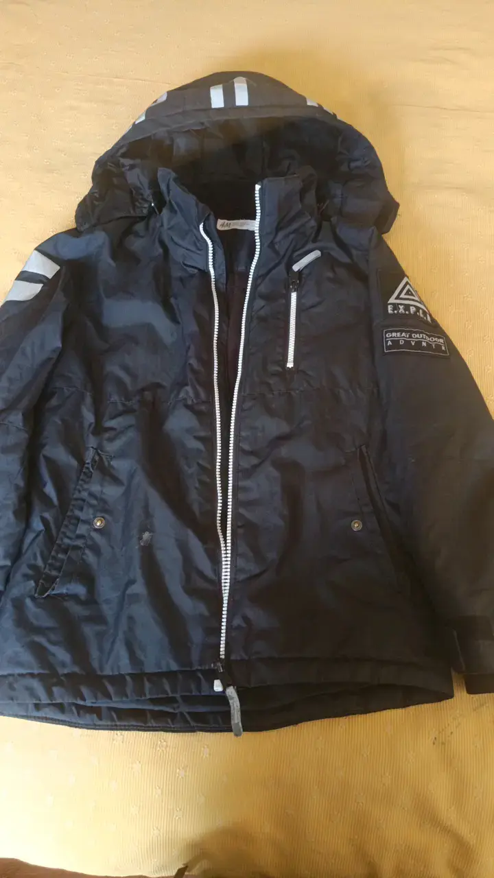 Chaqueta impermeable para niños H&M negra - 1