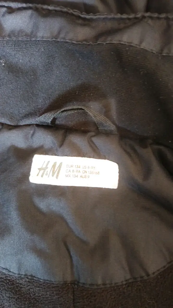 Chaqueta impermeable para niños H&M negra - 4