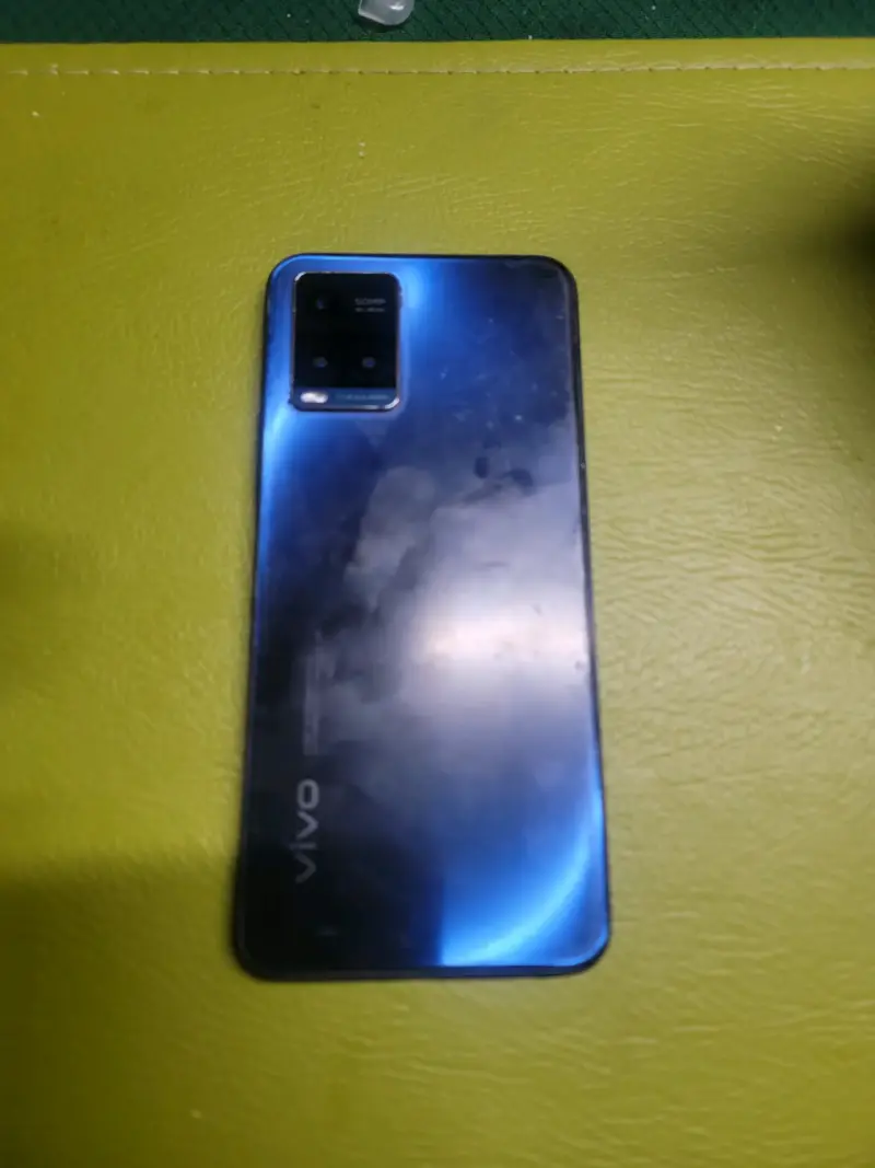 Smartphone Vivo Y21s con Android 13 y 128GB - 5